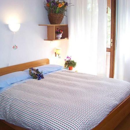 Garni Pecol Bed & Breakfast Fusine Bilik gambar